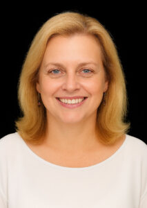 laura angelone headshot